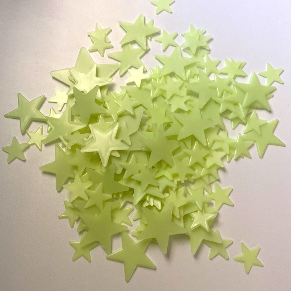 Glow in the dark stars